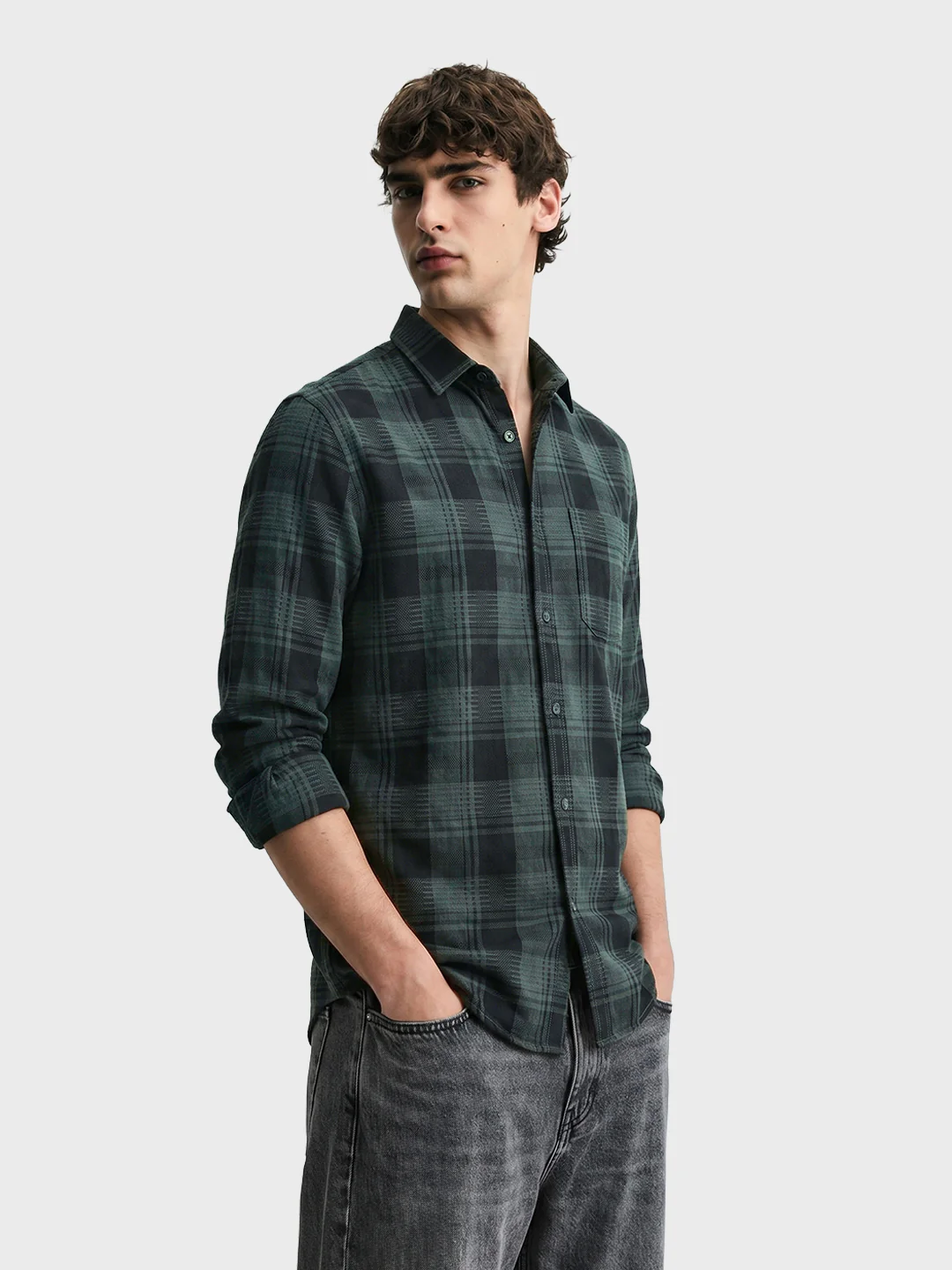Men's Green Slim Fit Checkered Casual Shirt - Image 4