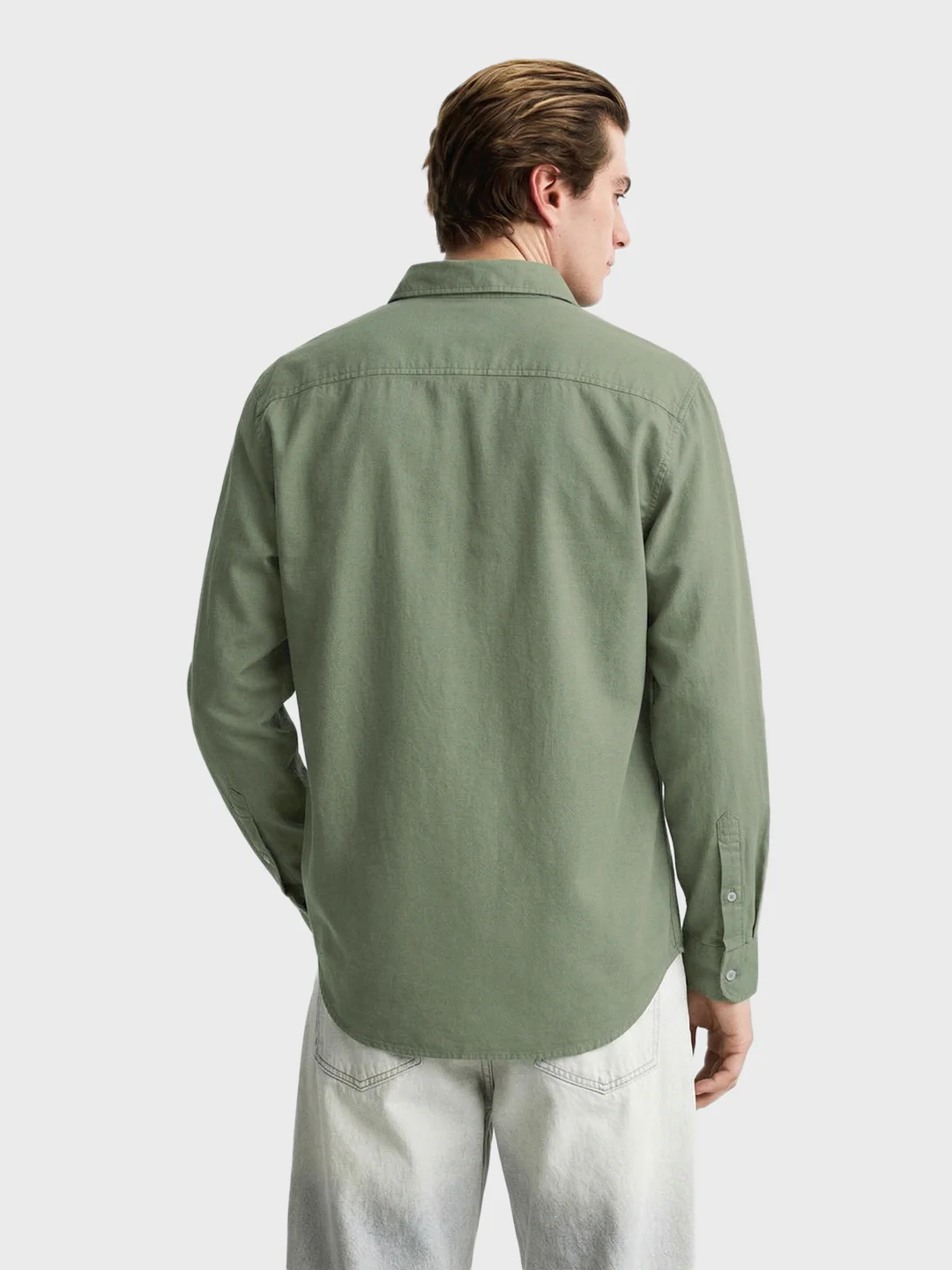 Men's Green Oversized Fit Solid Casual Shirt - Image 5
