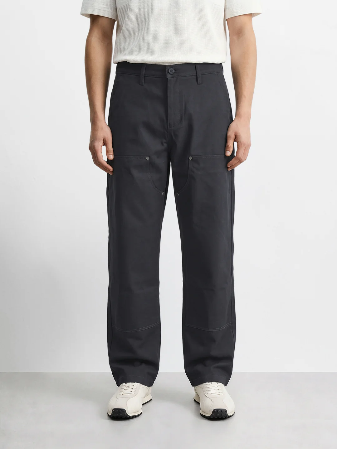 Men's Grey Baggy Fit Solid Utility Trousers - Image 2