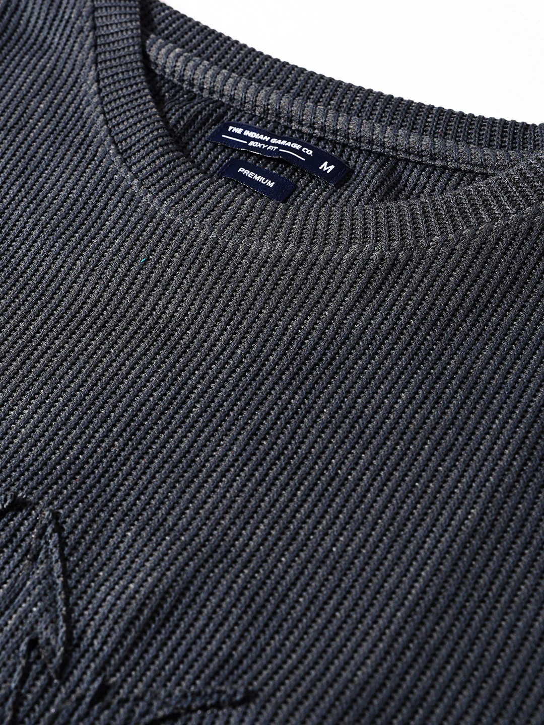 Men's Grey Boxy Fit Textured Casual T-Shirt - Image 3