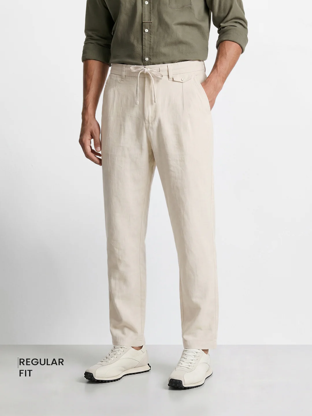 Men's Cream Regular Fit Solid Casual Trousers - Image 2