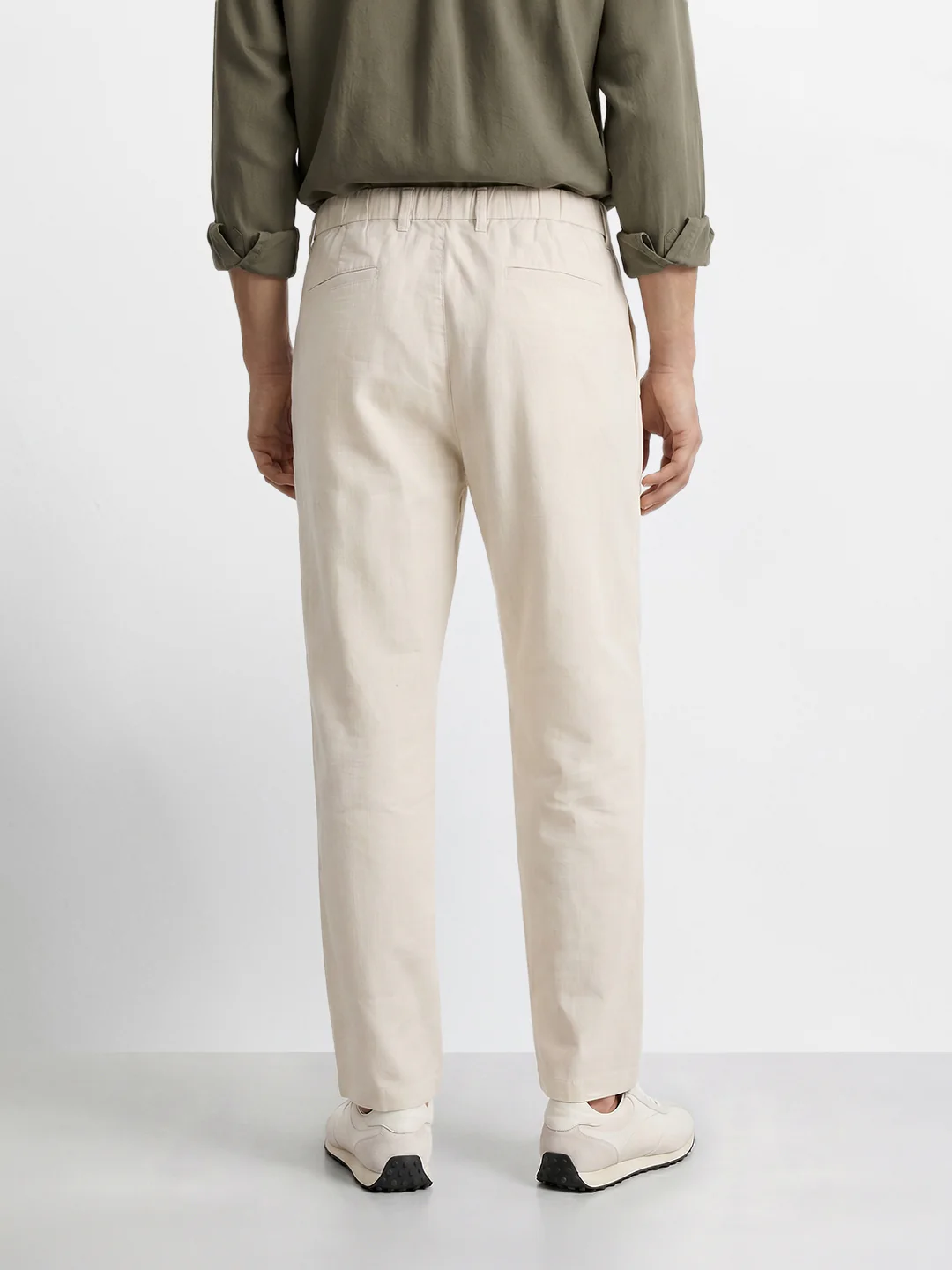 Men's Cream Regular Fit Solid Casual Trousers - Image 5