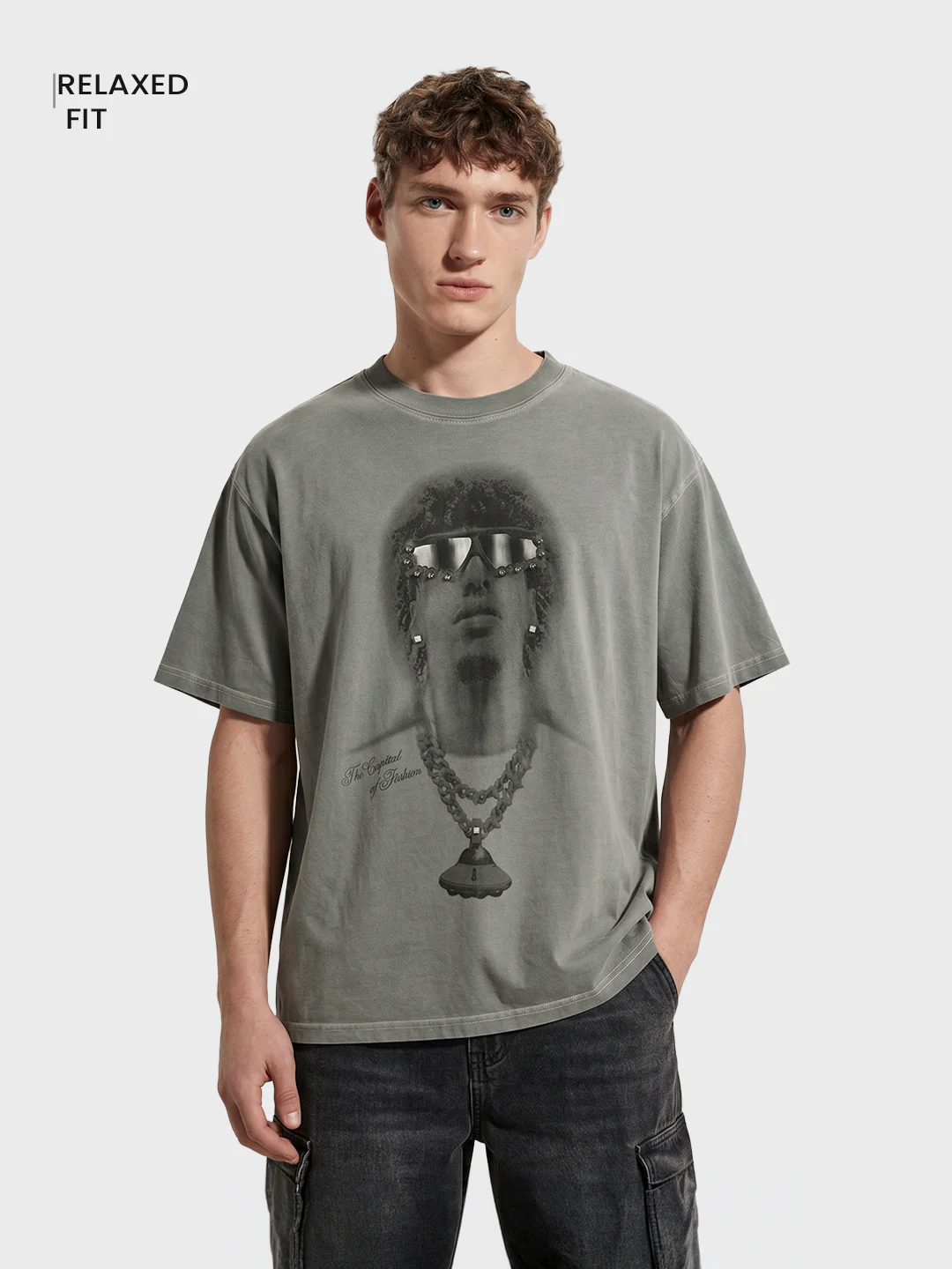 Men's Grey Relaxed Fit Graphic Printed 240 GSM Street Wear T-Shirt - Image 2
