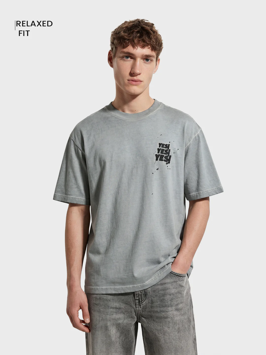 Men's Grey Relaxed Fit Graphic Printed 240 GSM Street Wear T-Shirt - Image 2