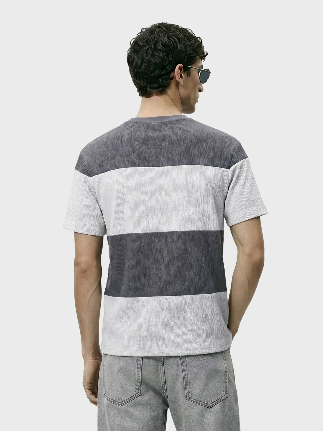 Men's Grey Relaxed Fit Textured Casual T-Shirts - Image 4