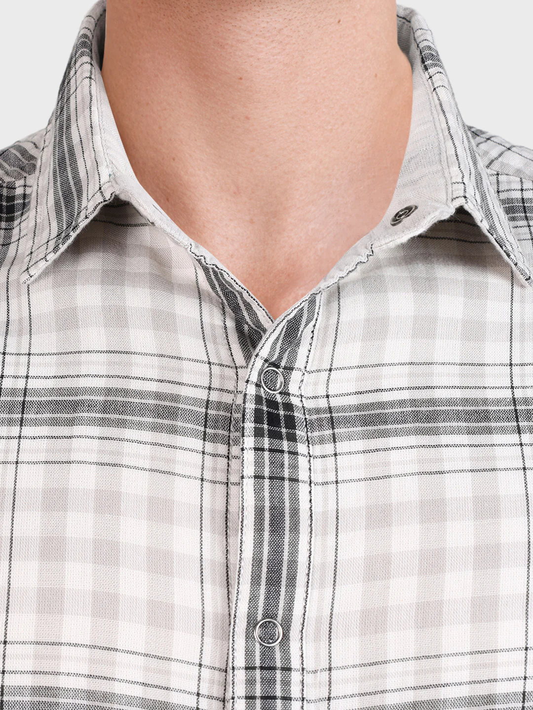 Men's Grey Slim Fit Checkered Casual Shirt - Image 3