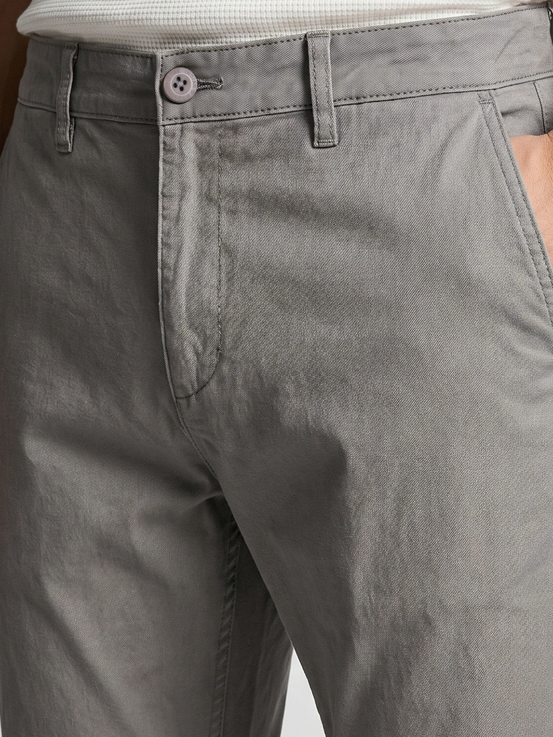 Men's Grey Slim Fit Solid Casual Chino - Image 3