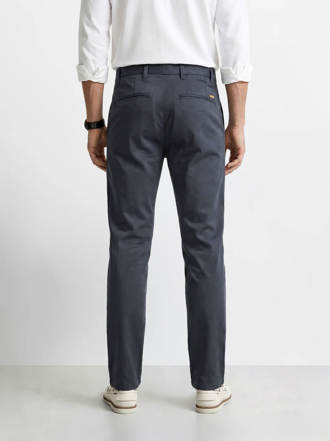Men's Grey Slim Fit Solid Casual Chinos - Image 5