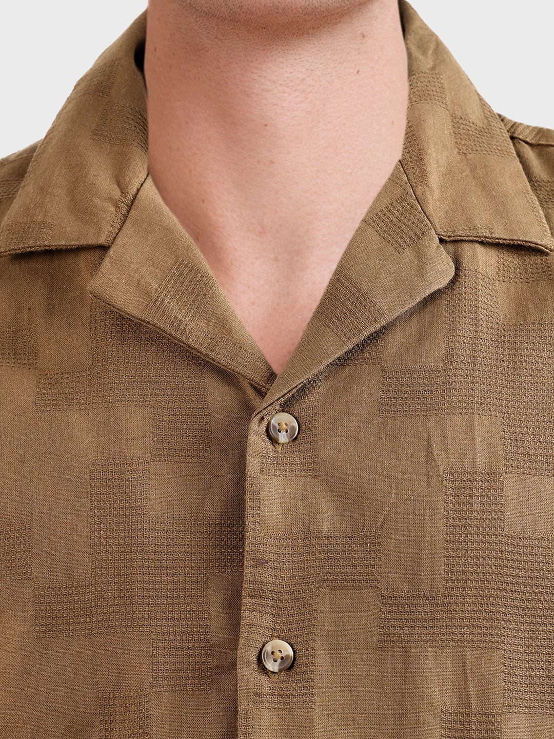 Men's Khaki Relaxed Fit Solid Casual Shirt - Image 3