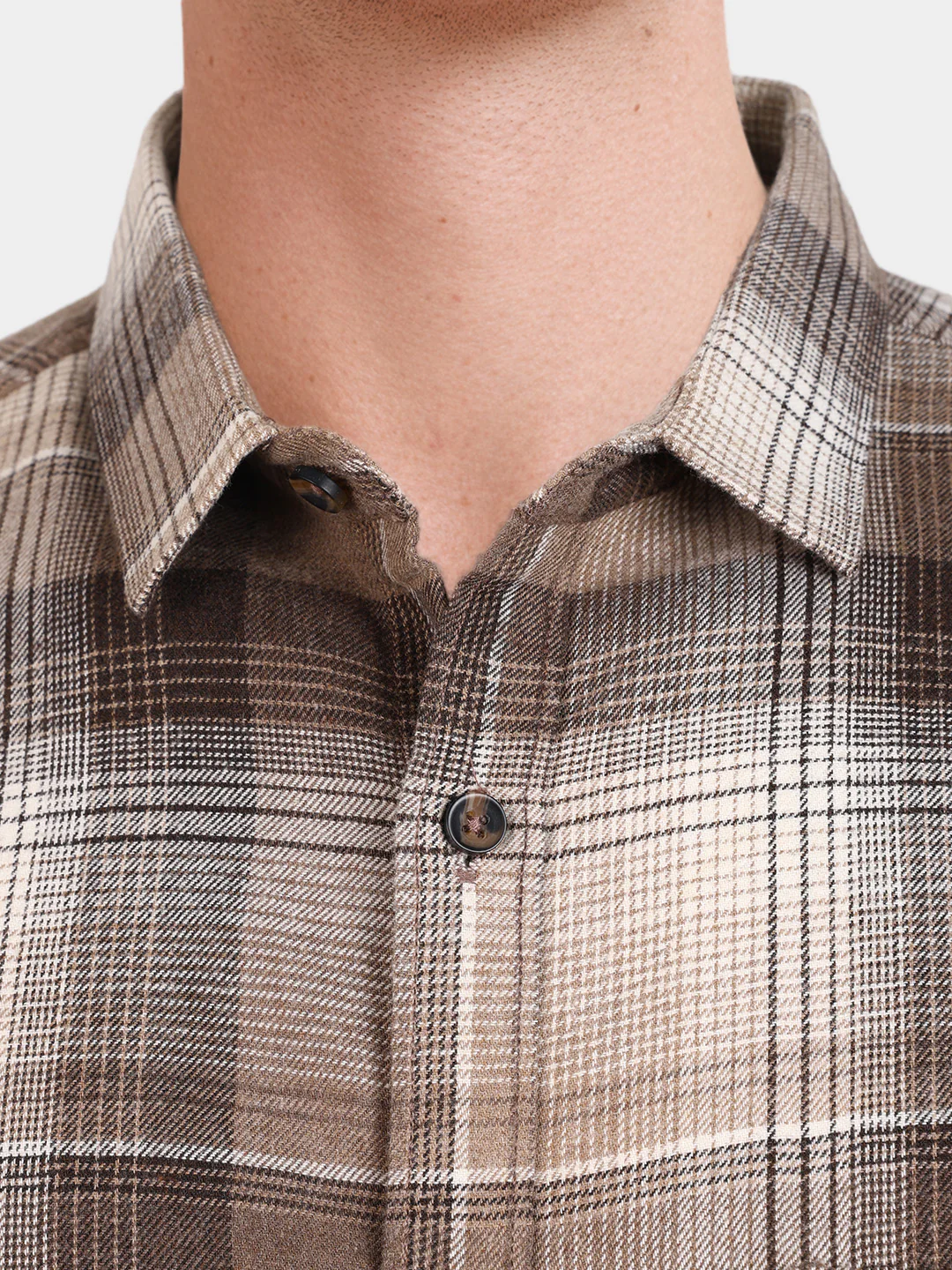 Men's Khaki Slim Fit Checkered Casual Shirt - Image 3