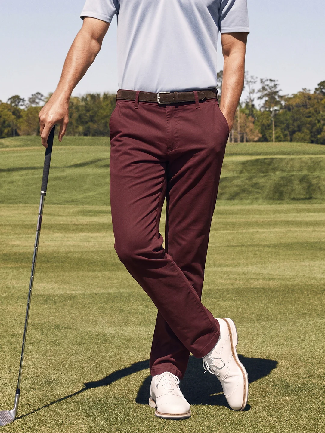 Men's Maroon Regular Fit Solid Casual Chinos