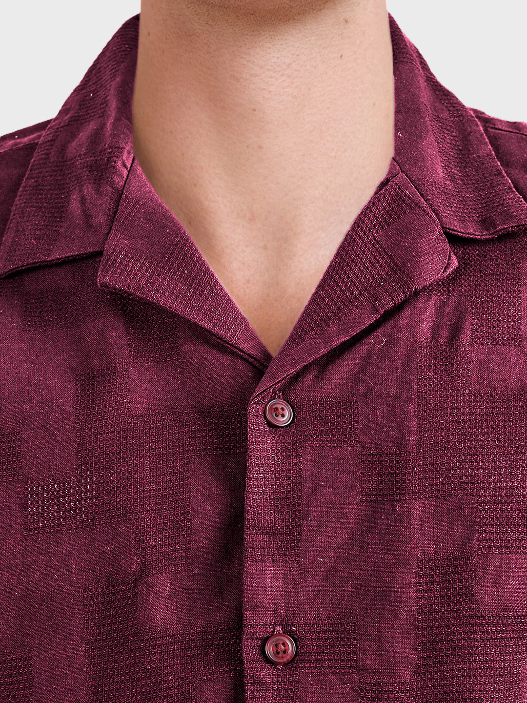 Men's Maroon Relaxed Fit Solid Casual Shirt - Image 3