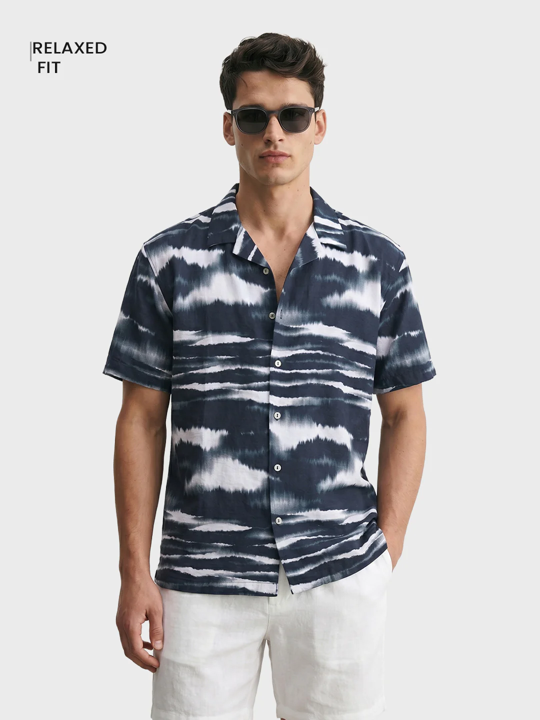 Men's Navy Blue Relaxed Fit Printed Resort Wear Shirt - Image 2