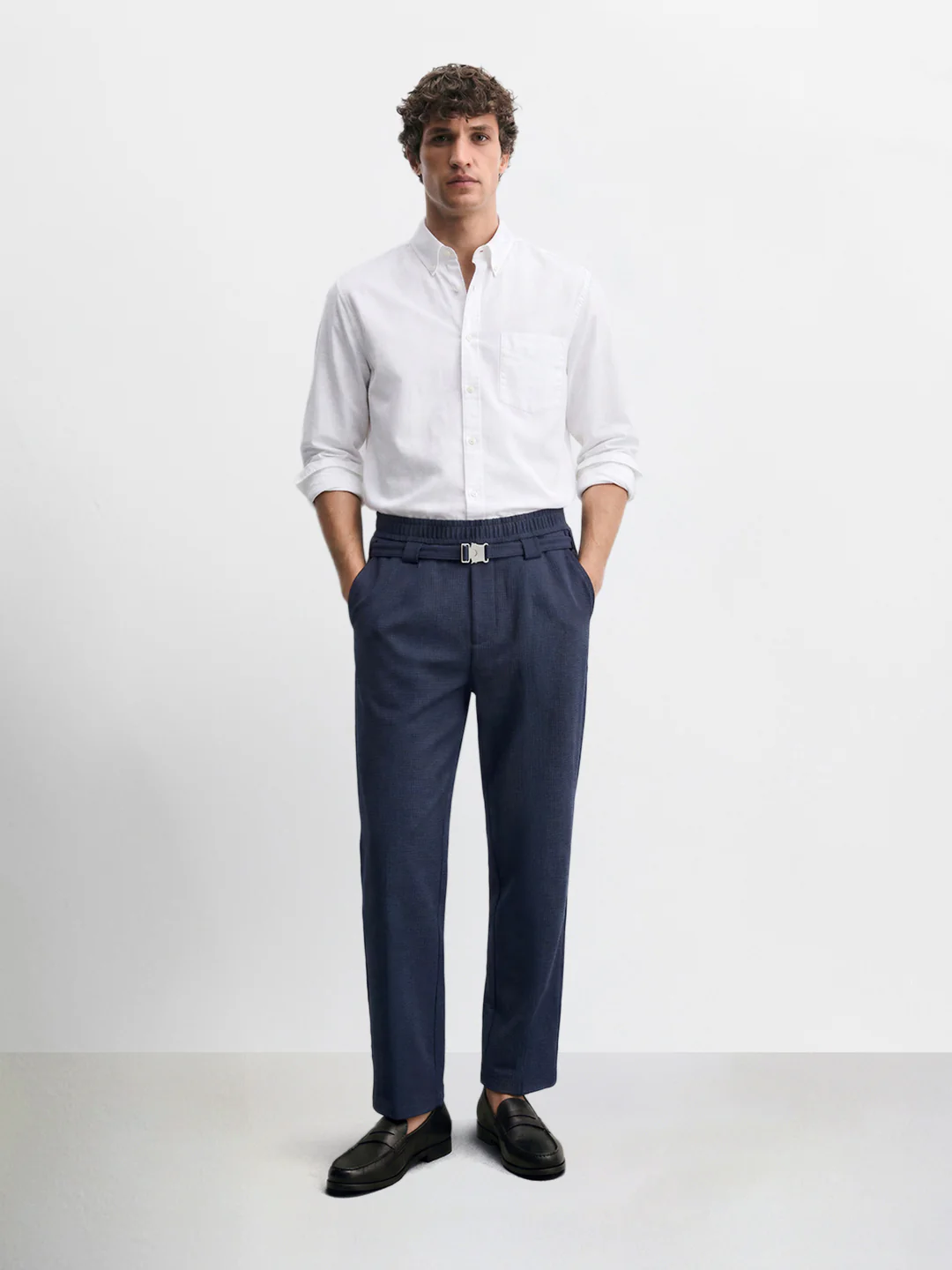 Men's Navy Blue Relaxed Staright Fit Solid Casual Trousers - Image 6