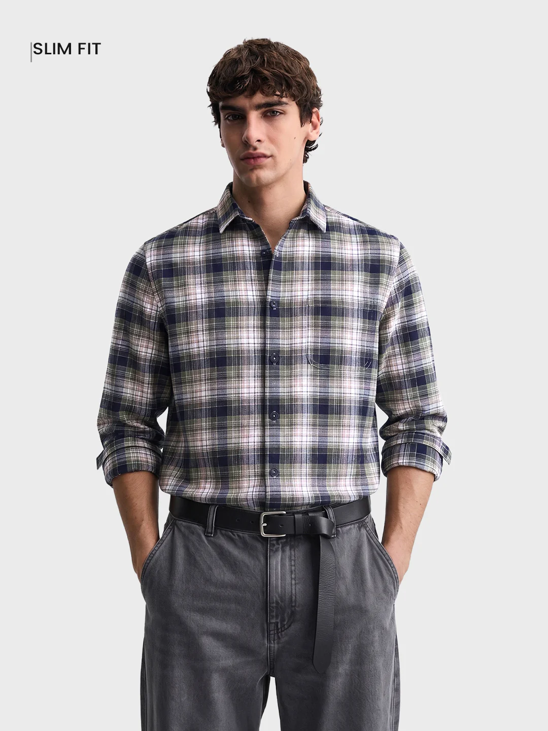 Men's Navy Blue Slim Fit Checkered Casual Shirt - Image 2