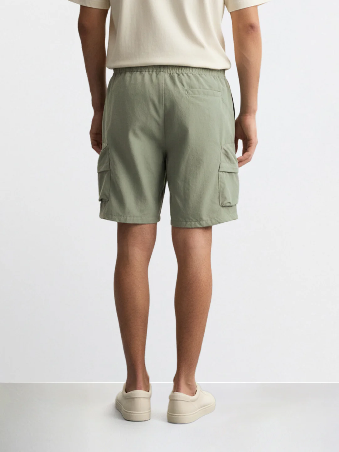 Men's Olive Relaxed Fit Solid Utility Shorts - Image 2