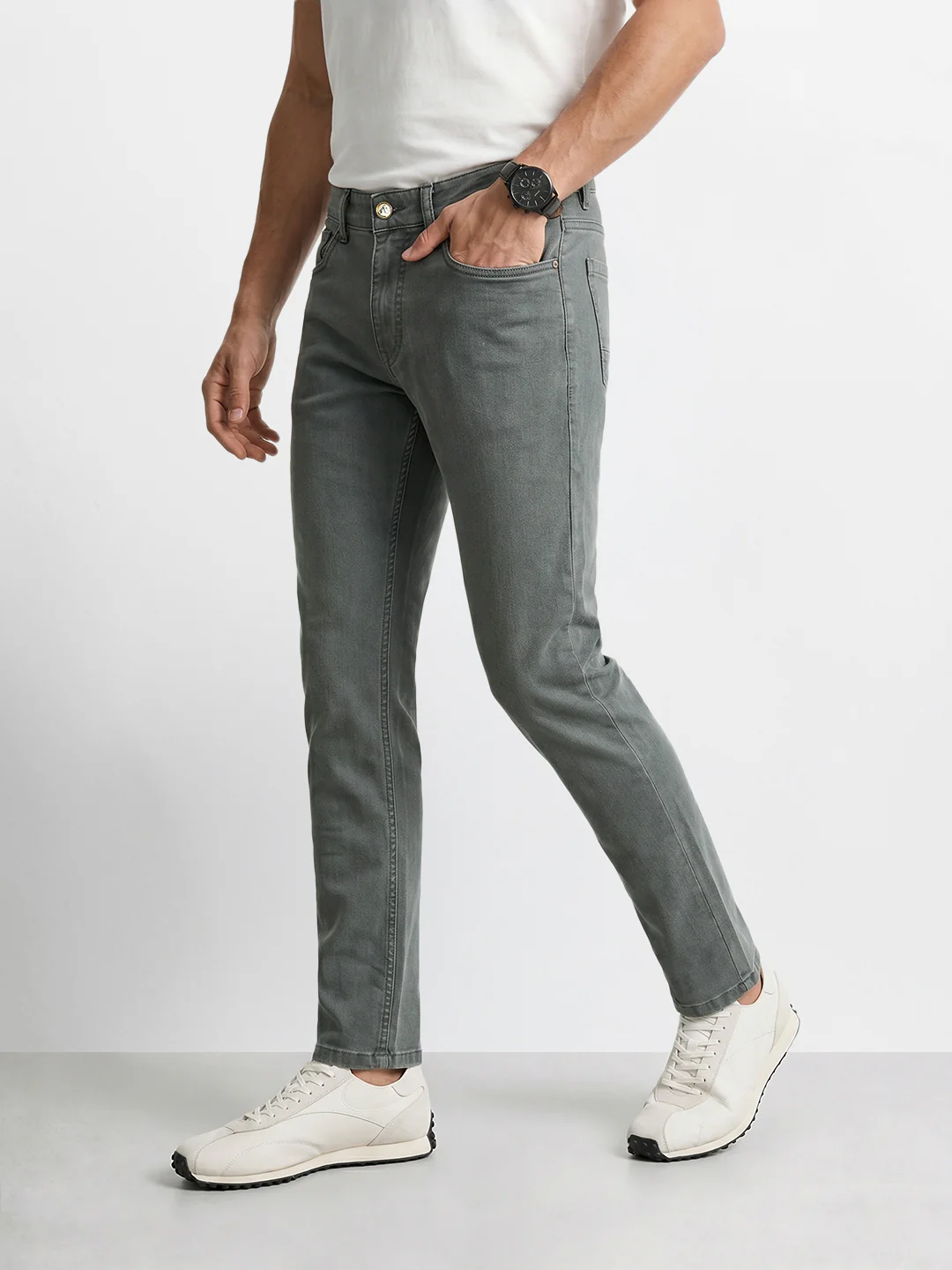 Men's Olive Slim Fit Solid Casual Jeans - Image 4