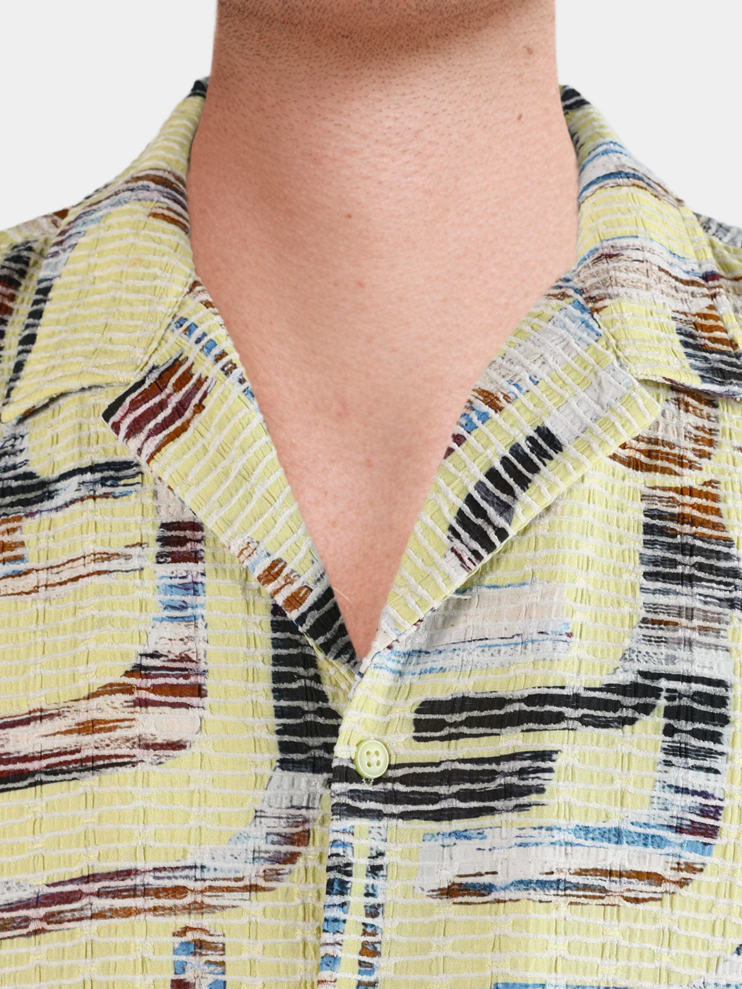 Men's Yellow Relaxed Fit Solid Casual Shirt - Image 3