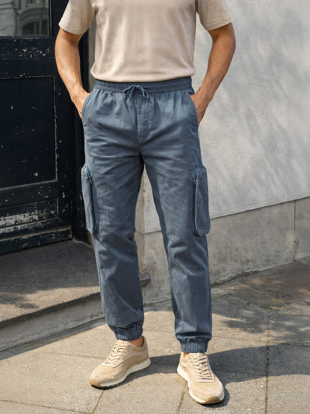 Men's Blue Relaxed Fit Solid Utility Cargo
