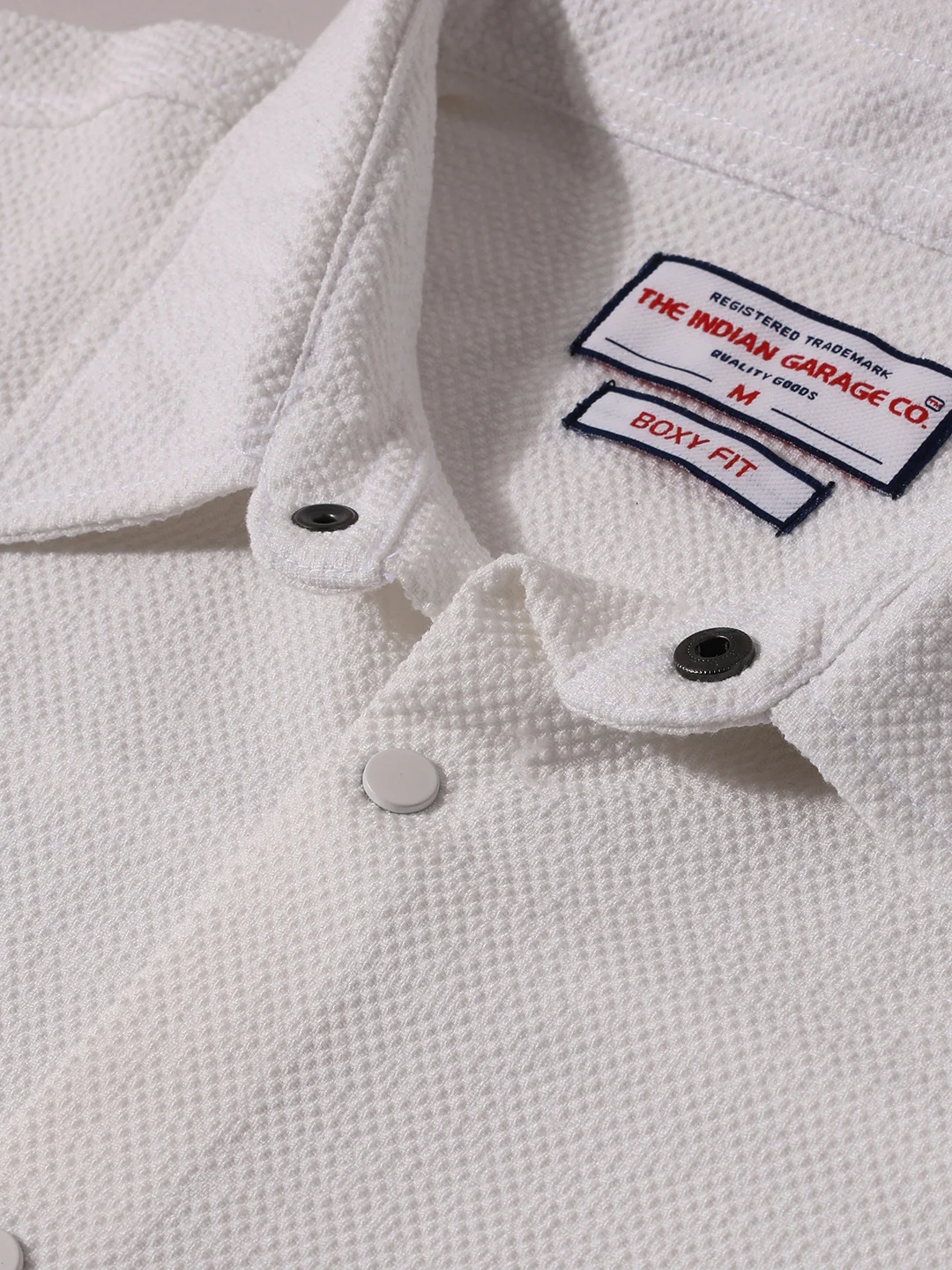 Men's White Boxy Fit Textured Resort Wear Shirt - Image 3