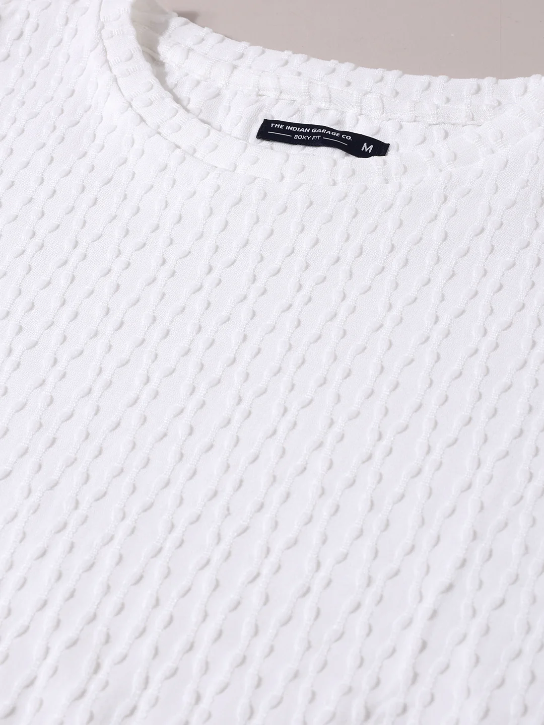 Men's White Boxy Fit Textured Resort Wear T-Shirt - Image 3