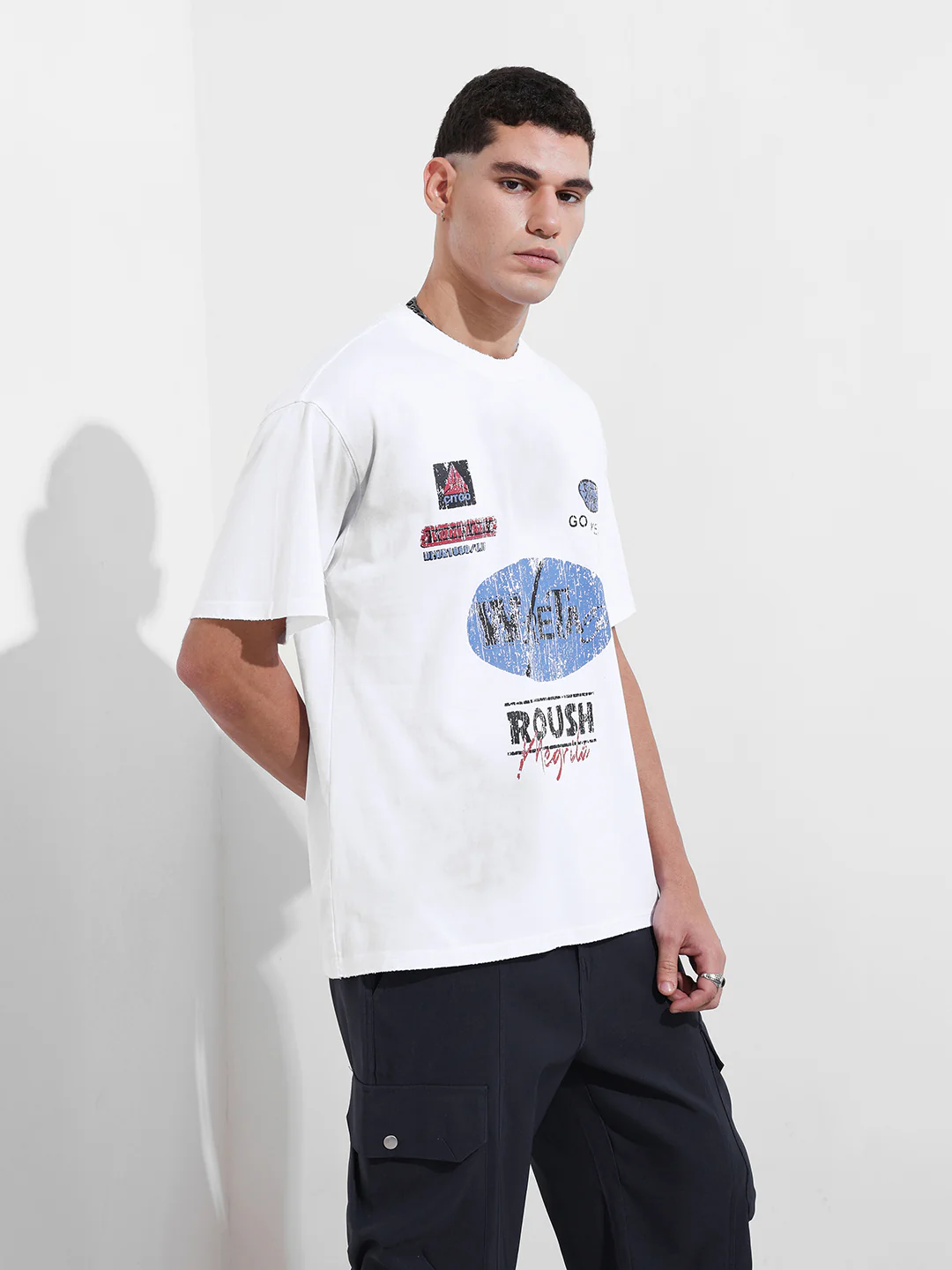Men's White Relaxed Fit Graphic Printed 240 GSM Street Wear T-Shirt - Image 3