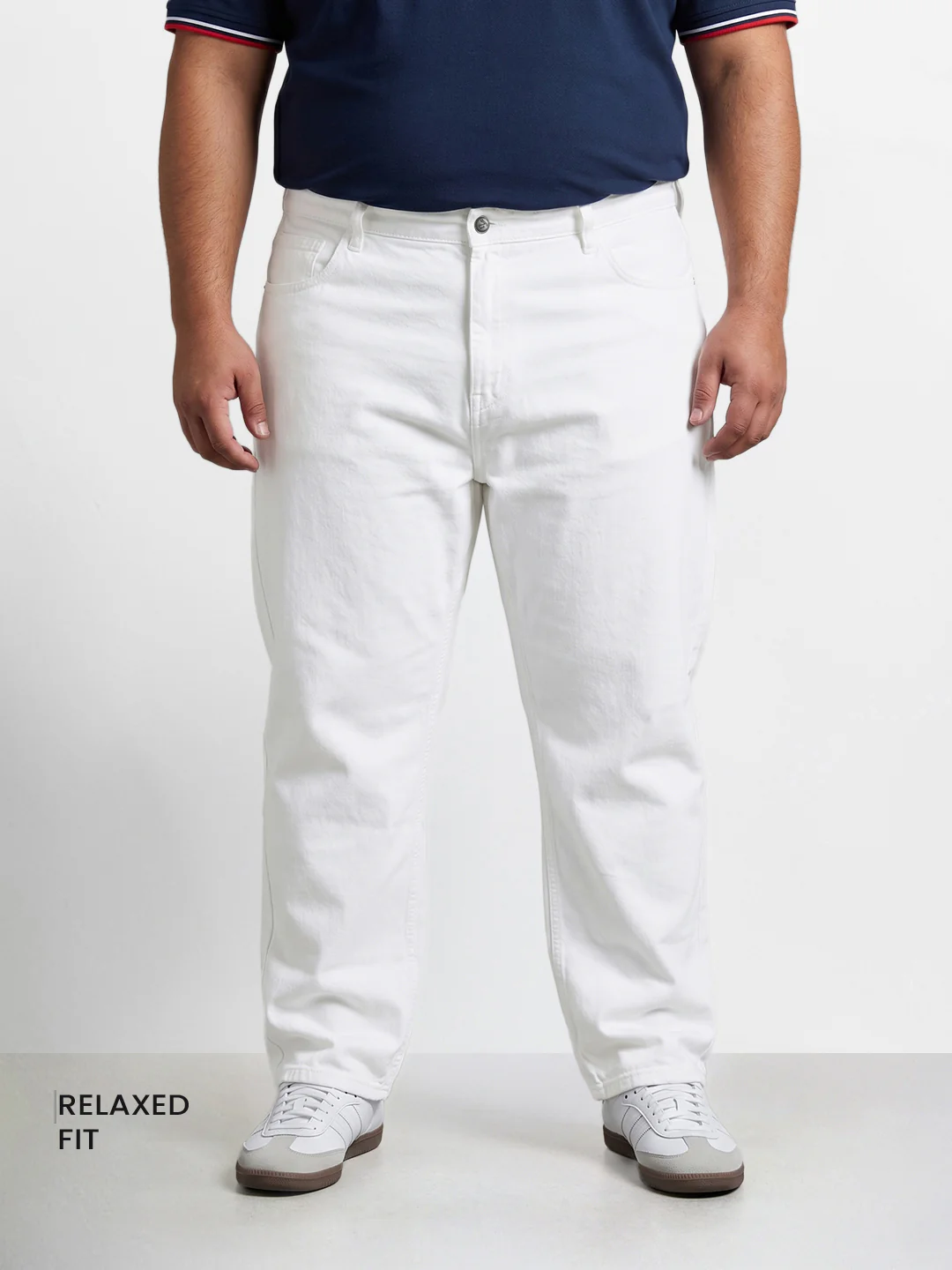 Men's White Relaxed Fit Solid Casual Jeans