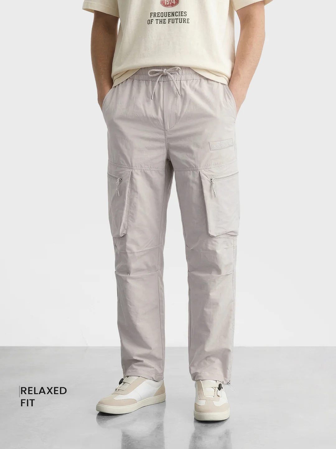 Men's White Relaxed Fit Solid Utility Cargo