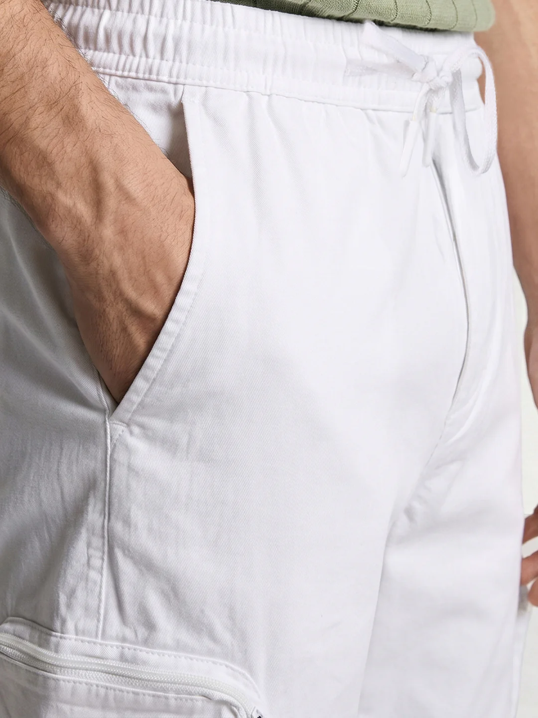 Men's White Relaxed Fit Solid Utility Cargo - Image 2