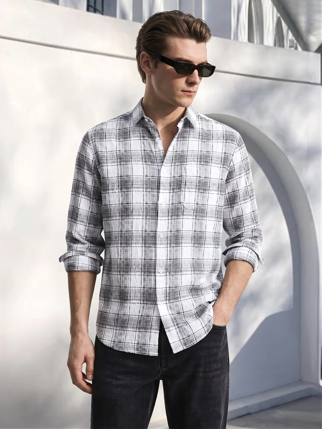 Men's White Slim Fit Checkered Casual Shirt