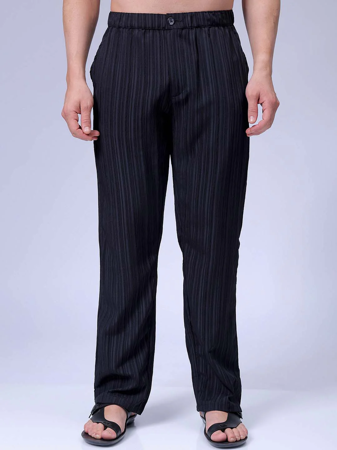 Men's Black Loose Fit Textured Resort Wear Trouser