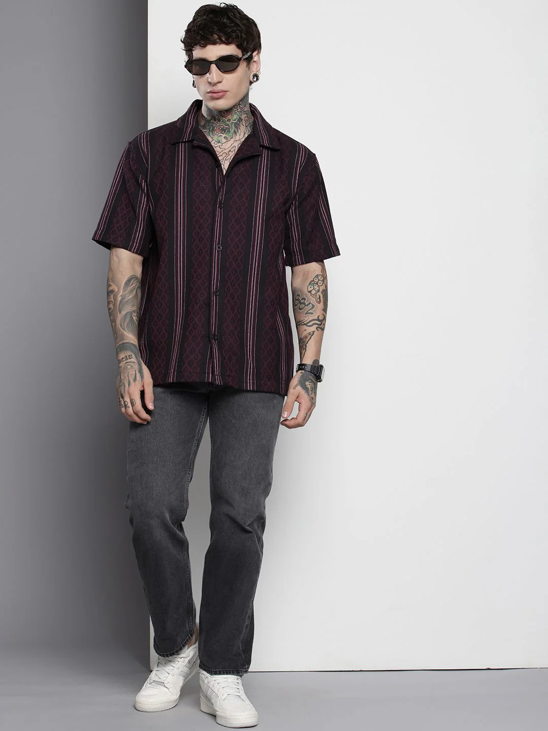 Men's Black Relaxed Fit Striped Resort Wear Shirt - Image 4