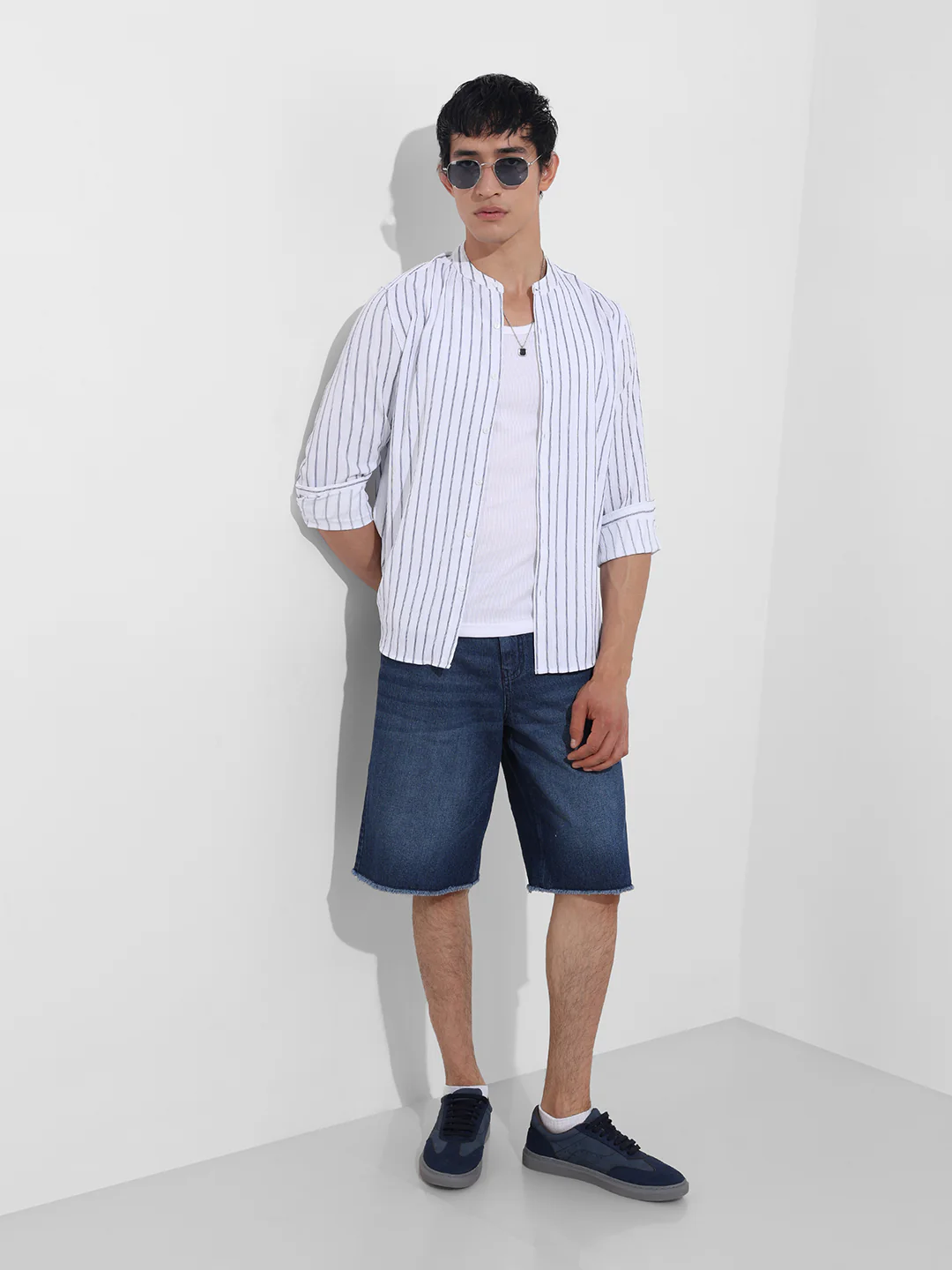 Men's Blue Regular Fit Striped Casual Shirt - Image 2