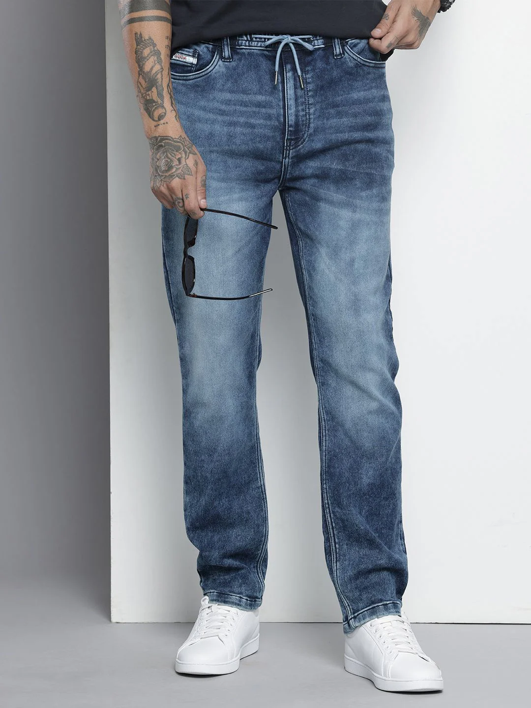 Men's Blue Regular Fit Solid Casual Jeans