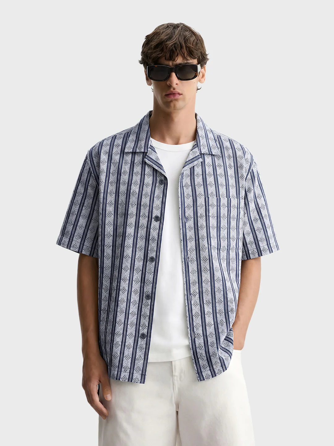 Men's Navy Blue Relaxed Fit Striped Resort Wear Shirt