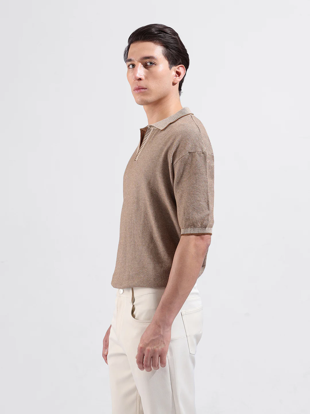 Men's Brown Oversized Fit Solid Flat Knit Polo T-Shirt - Image 4