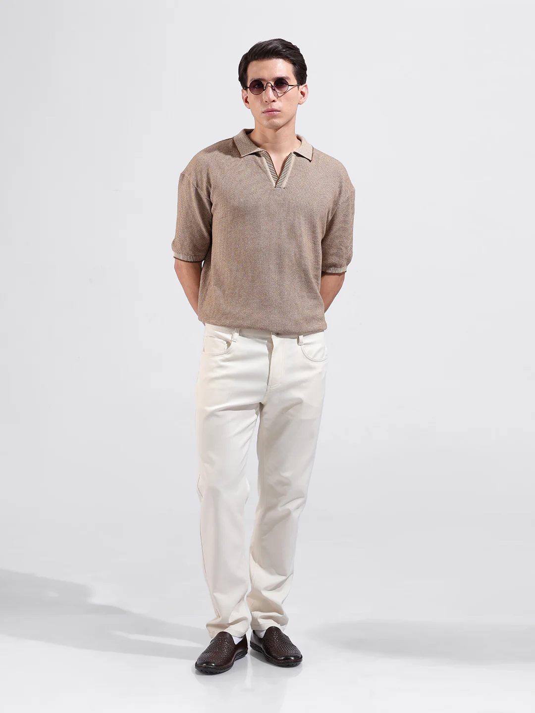 Men's Brown Oversized Fit Solid Flat Knit Polo T-Shirt - Image 6