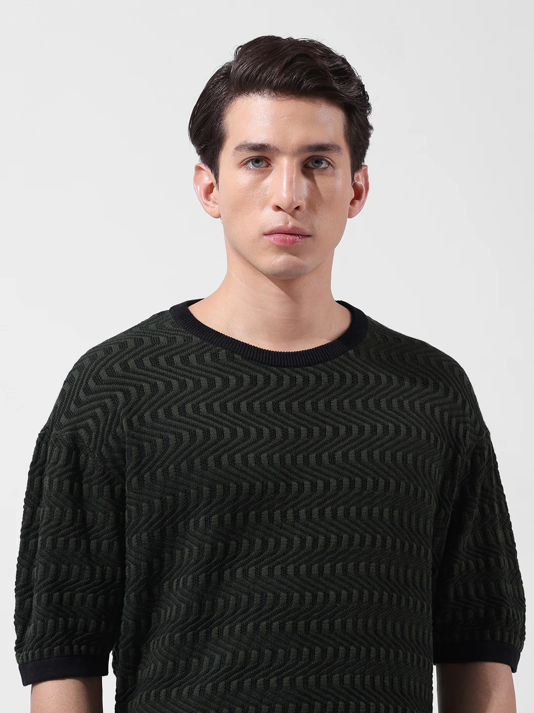 Men's Green Oversized Fit Solid Flat Knit Crew Neck T-Shirt - Image 5