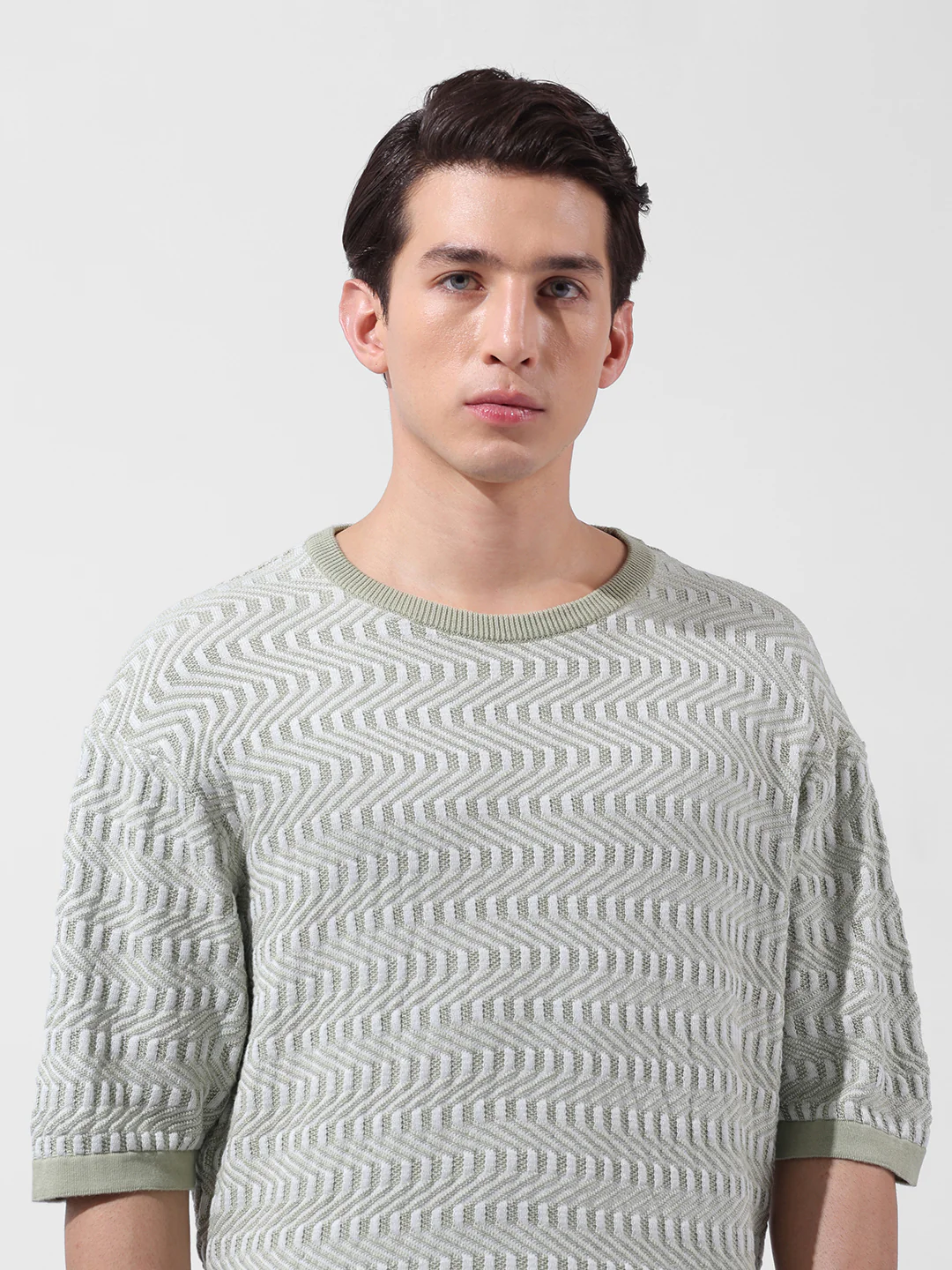 Men's Green Oversized Fit Solid Flat Knit T-Shirt - Image 5