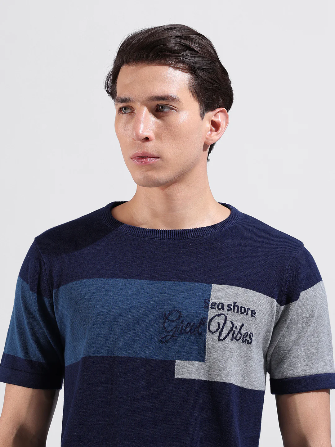 Men's Navy Blue Slim Fit Colourblocked Flat Knit Crew Neck T-Shirt - Image 6