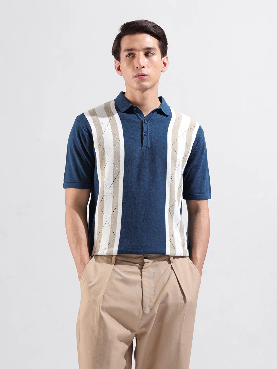 Men's Blue Slim Fit Colourblocked Flat Knit Polo T-Shirt - Image 2