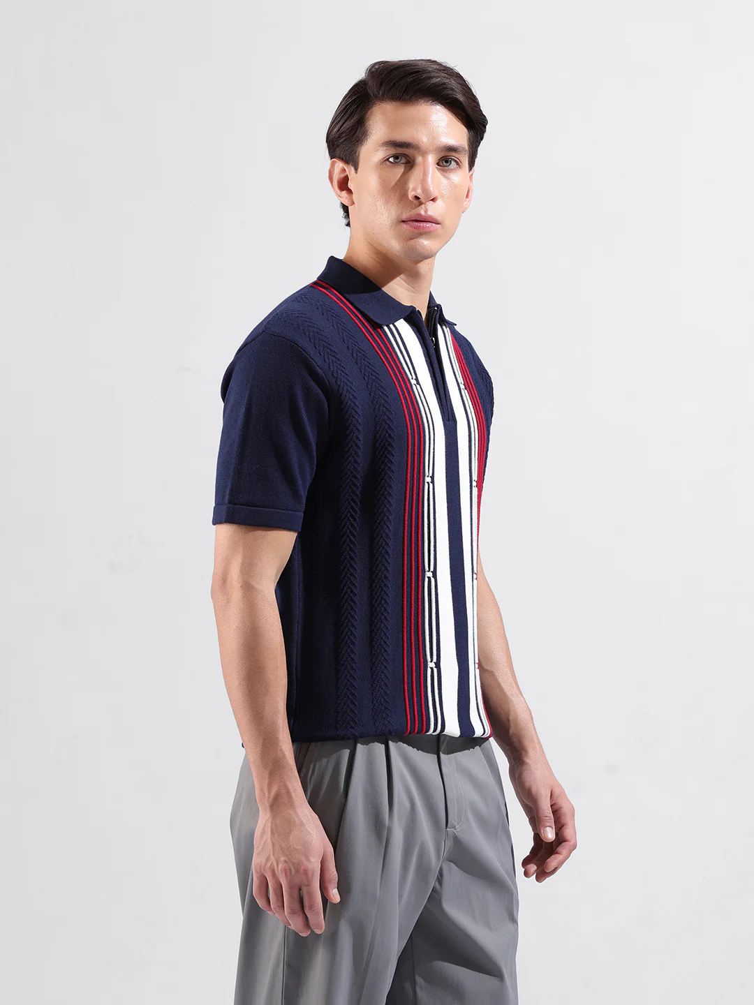 Men's Navy Blue Slim Fit Colourblocked Flat Knit Polo T-Shirt - Image 4