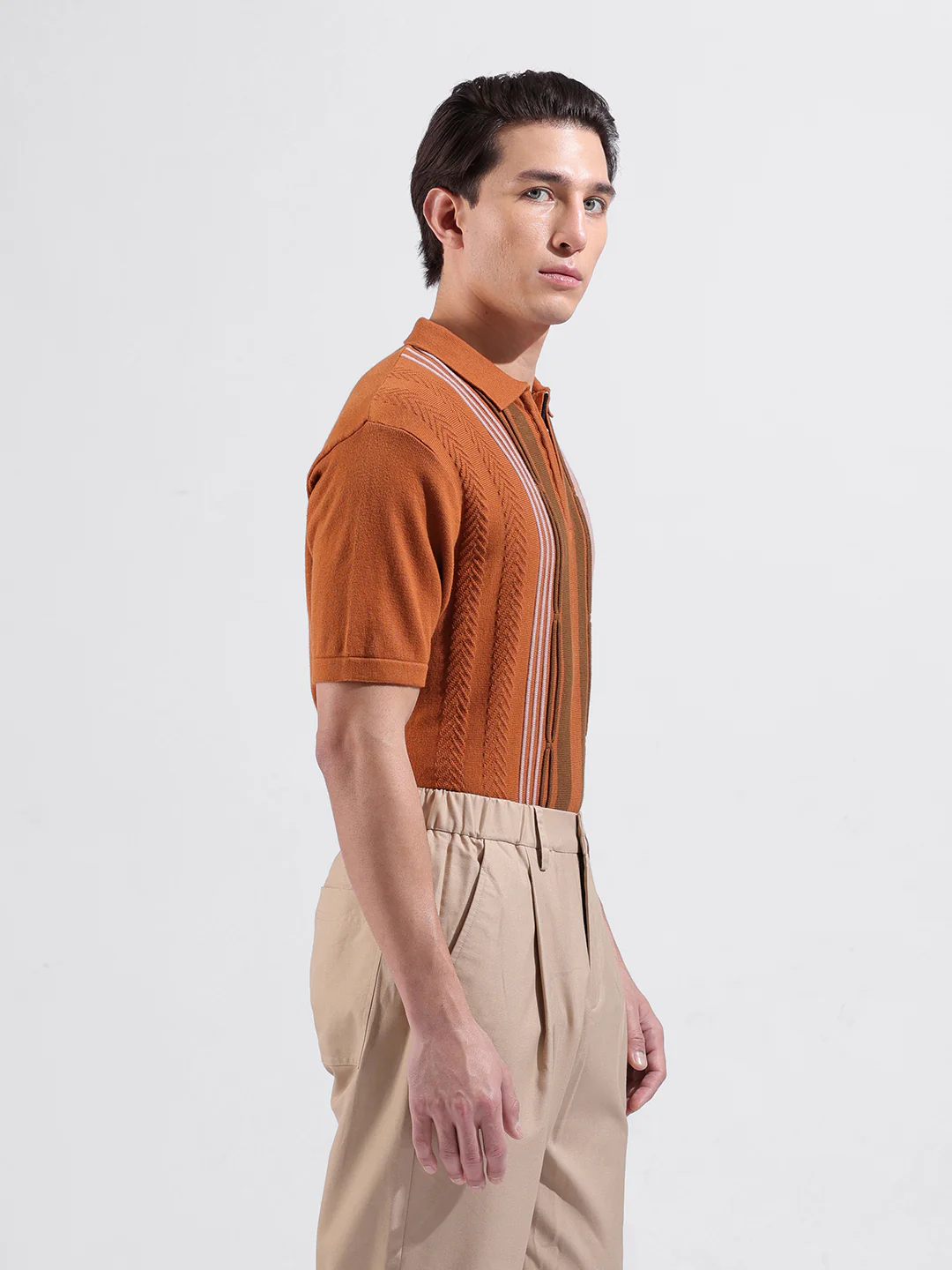 Men's Rust Slim Fit Colourblocked Flat Knit Polo T-Shirt - Image 4