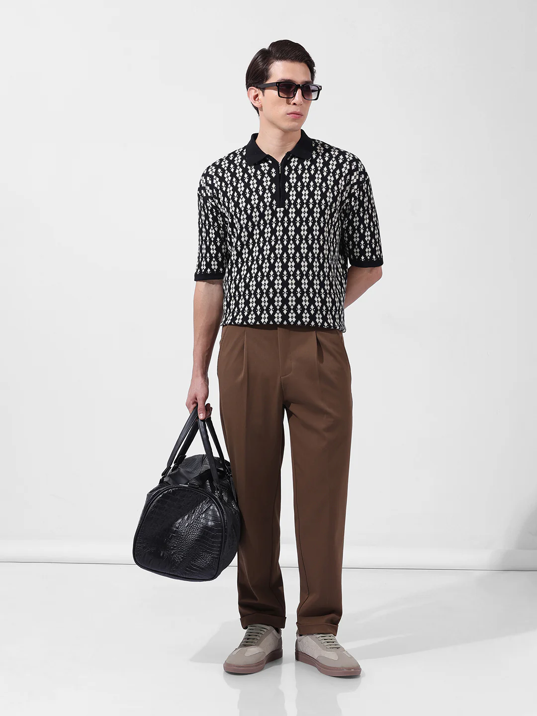 Men's Black Oversized Fit Printed Flat Knit Polo T-Shirt - Image 8