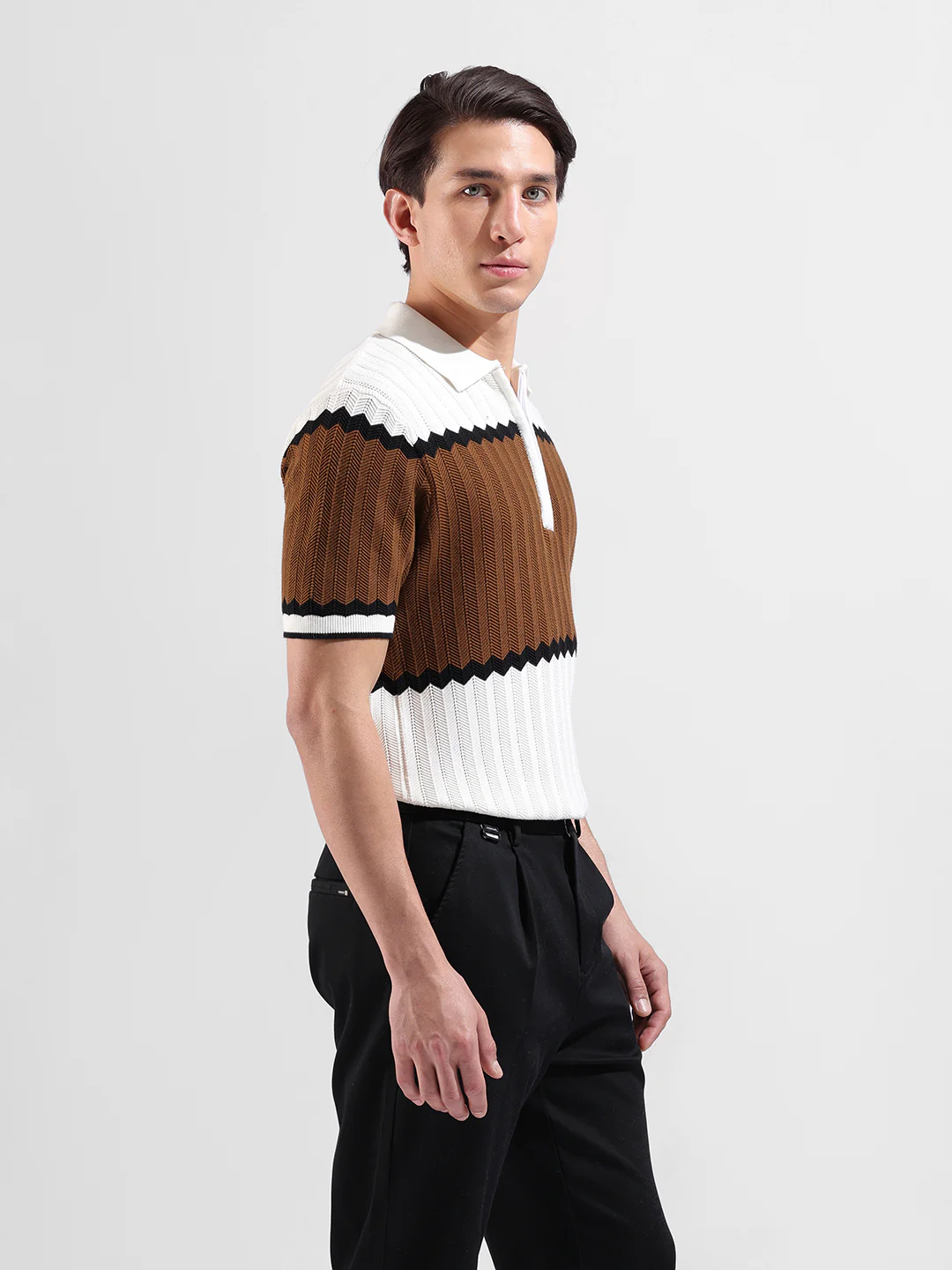 Men's White Slim Fit Colourblocked Flat Knit Polo T-Shirt - Image 4
