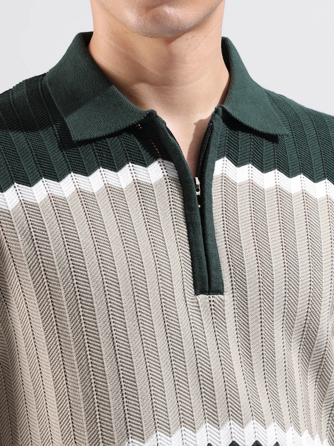 Men's Green Slim Fit Colourblocked Flat Knit Polo T-Shirt - Image 3
