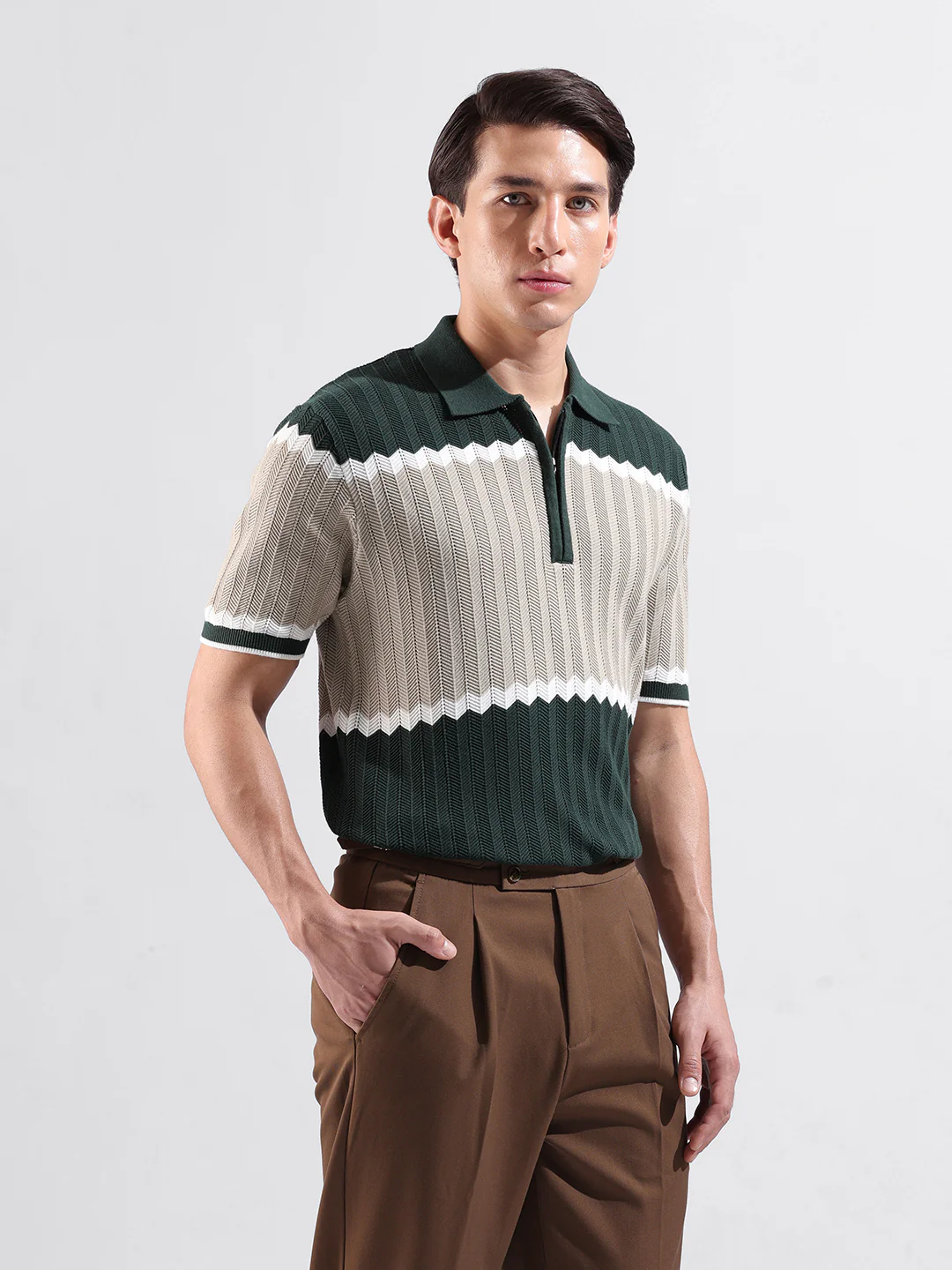 Men's Green Slim Fit Colourblocked Flat Knit Polo T-Shirt - Image 4