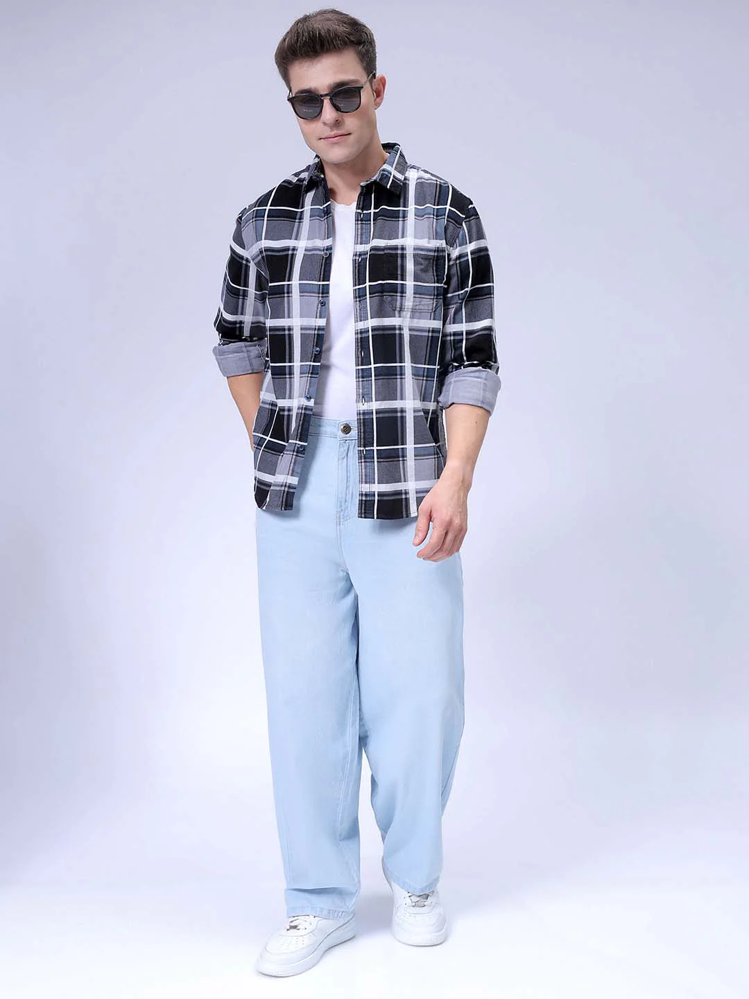 Men's Grey Regular Fit Solid Casual Shirt - Image 4