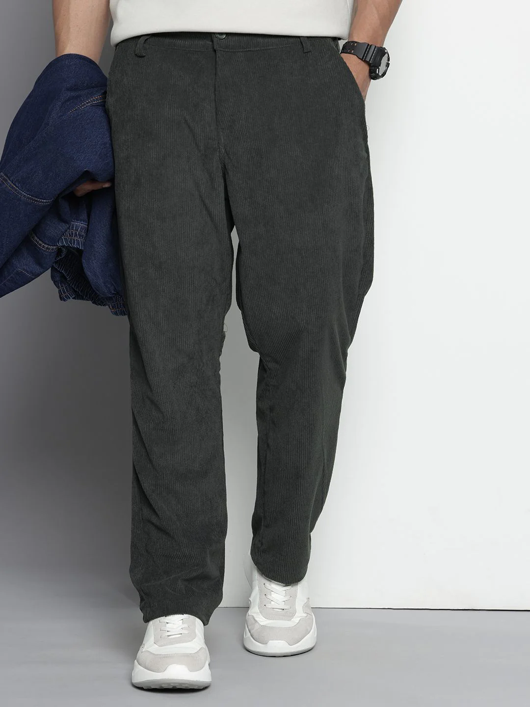 Men's Dark Grey Regular Fit Textured Casual Trouser
