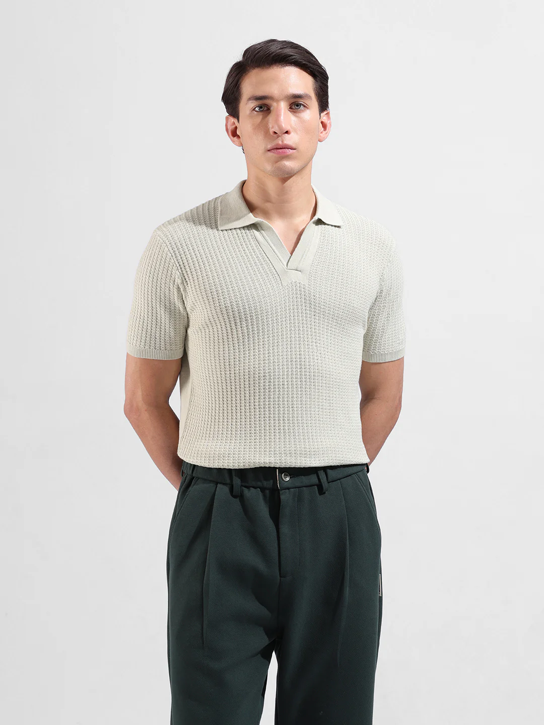 Men's Green Slim Fit Solid Flat Knit Polo Polo T-Shirt - Image 2